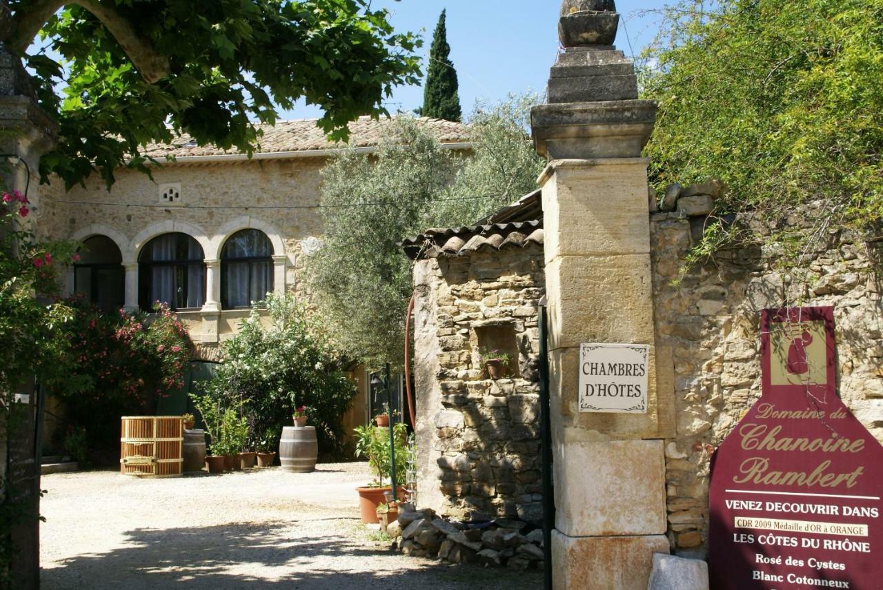 Domaine Chanoine Rambert Saint-Andre-d'Olerargues Exterior foto
